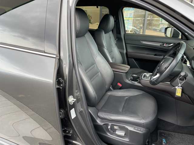 マツダ ＣＸ－８ XD Lパッケージ 愛知県 2021(令3)年 3.3万km マシーングレープレミアムM プレミアムサウンドBOSE/純正10型ナビ/全方位カメラ/レーダークルーズコントロール/シートヒーター/バックカメラ/電動リアゲート/パワーシート/ヘッドアップディスプレイ/コーナーセンサー/純正アルミホイール/ルーフレール/ブラインドスポットモニター/LEDヘッドライト/ステアリングヒーター/リアオートエアコン/オートマチックハイビーム/衝突軽減システム/フルセグ/Bluetooth/ステアリングスイッチ/スマートキー/プッシュスタート