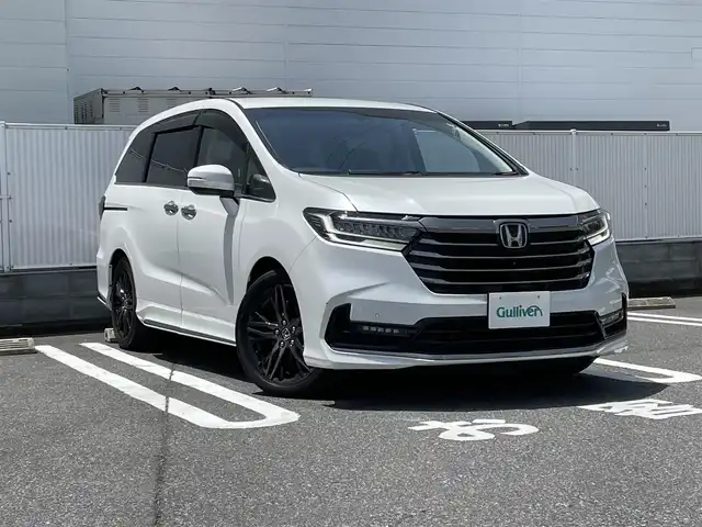 ホンダ オデッセイ ハイブリッド e:HEVアブソルート EX 群馬県 2021(令3)年 4万km プラチナホワイトパール ワンオーナー/純正SDナビ(AM・FM/BT/フルセグTV)/両側パワースライドドア/ビルトインETC2.0/追従クルーズコントロール/横滑り防止装置/車線逸脱防止アラート/ステアリングスイッチ/ステアリングヒーター/パワーシート(D/N席)/シートヒーター(D/N席)/オットマン/オートライト/LEDヘッドライト/電格ミラー/コーナーセンサー/プッシュスタート/スマートキー×2/取扱説明書/保証書/記録簿
