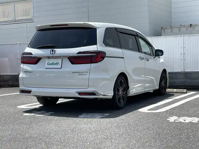 ホンダ オデッセイ ハイブリッド e:HEVアブソルート EX 群馬県 2021(令3)年 4万km プラチナホワイトパール ワンオーナー/純正SDナビ(AM・FM/BT/フルセグTV)/両側パワースライドドア/ビルトインETC2.0/追従クルーズコントロール/横滑り防止装置/車線逸脱防止アラート/ステアリングスイッチ/ステアリングヒーター/パワーシート(D/N席)/シートヒーター(D/N席)/オットマン/オートライト/LEDヘッドライト/電格ミラー/コーナーセンサー/プッシュスタート/スマートキー×2/取扱説明書/保証書/記録簿