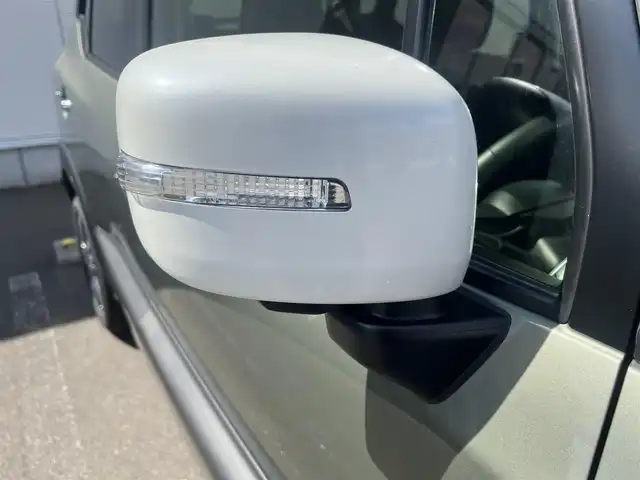 スズキ クロスビー HYBRID MZ 秋田県 2023(令5)年 3.5万km タフカーキパールメタリック/ホワイト2トーン ４WD/ターボ/衝突軽減システム/社外オーディオ（AM/FM/CD)/LEDヘッドライト/全方位カメラ/純正アルミ/スマートキー/アイドリングストップ/プッシュスタート/オートマチックハイビーム/クルーズコントロール/レーンキープアシスト/コーナーセンサー/ダウンヒルアシストコントロール/ステアリングスイッチ/パドルシフト/ドライブレコーダー/ETC/社外フロアマット/オートライト/オートエアコン/パワーステアリング/パワーウィンドウ/横滑り防止/盗難防止装置/寒冷地仕様/電動格納ウィンカーミラー/保証書/取扱説明書/記録簿