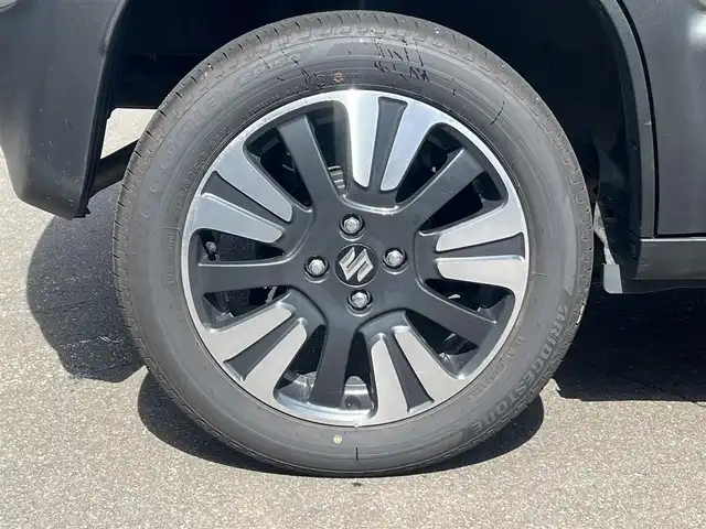 スズキ クロスビー HYBRID MZ 秋田県 2023(令5)年 3.5万km タフカーキパールメタリック/ホワイト2トーン ４WD/ターボ/衝突軽減システム/社外オーディオ（AM/FM/CD)/LEDヘッドライト/全方位カメラ/純正アルミ/スマートキー/アイドリングストップ/プッシュスタート/オートマチックハイビーム/クルーズコントロール/レーンキープアシスト/コーナーセンサー/ダウンヒルアシストコントロール/ステアリングスイッチ/パドルシフト/ドライブレコーダー/ETC/社外フロアマット/オートライト/オートエアコン/パワーステアリング/パワーウィンドウ/横滑り防止/盗難防止装置/寒冷地仕様/電動格納ウィンカーミラー/保証書/取扱説明書/記録簿