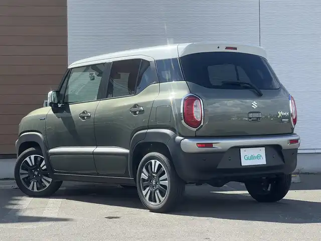 スズキ クロスビー HYBRID MZ 秋田県 2023(令5)年 3.5万km タフカーキパールメタリック/ホワイト2トーン ４WD/ターボ/衝突軽減システム/社外オーディオ（AM/FM/CD)/LEDヘッドライト/全方位カメラ/純正アルミ/スマートキー/アイドリングストップ/プッシュスタート/オートマチックハイビーム/クルーズコントロール/レーンキープアシスト/コーナーセンサー/ダウンヒルアシストコントロール/ステアリングスイッチ/パドルシフト/ドライブレコーダー/ETC/社外フロアマット/オートライト/オートエアコン/パワーステアリング/パワーウィンドウ/横滑り防止/盗難防止装置/寒冷地仕様/電動格納ウィンカーミラー/保証書/取扱説明書/記録簿