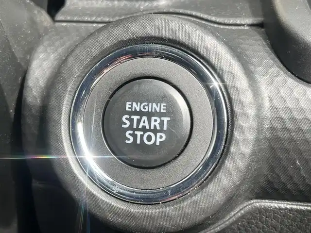 スズキ クロスビー HYBRID MZ 秋田県 2023(令5)年 3.5万km タフカーキパールメタリック/ホワイト2トーン ４WD/ターボ/衝突軽減システム/社外オーディオ（AM/FM/CD)/LEDヘッドライト/全方位カメラ/純正アルミ/スマートキー/アイドリングストップ/プッシュスタート/オートマチックハイビーム/クルーズコントロール/レーンキープアシスト/コーナーセンサー/ダウンヒルアシストコントロール/ステアリングスイッチ/パドルシフト/ドライブレコーダー/ETC/社外フロアマット/オートライト/オートエアコン/パワーステアリング/パワーウィンドウ/横滑り防止/盗難防止装置/寒冷地仕様/電動格納ウィンカーミラー/保証書/取扱説明書/記録簿