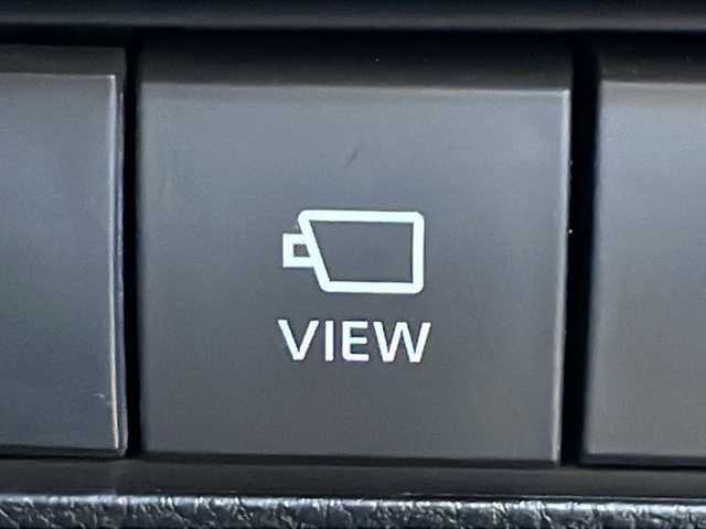 トヨタ カローラ クロス ハイブリッド Z 広島県 2022(令4)年 3.7万km アティチュードブラックマイカ ブラインドスポットモニター/純正メモリナビ/フルセグテレビ/全周囲カメラ/D席パワーシート/クルーズコントロール/ABS/前後コーナーセンサー/レーンキープアシスト/オートマチックハイビーム/純正18インチアルミホイール/フロントフォグランプ