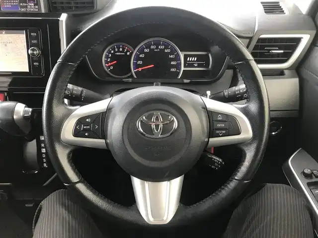 トヨタ ルーミー カスタムG S 栃木県 2017(平29)年 10.2万km パールホワイトⅢ (株)IDOMが運営する【じしゃロン小山店】の自社ローン対象車両になります。こちらは現金ご利用時の価格です。/自社ローンご希望の方は別途その旨お申付け下さい。//禁煙車/純正フルセグナビ/（CD/DVD/AM/FMラジオ）/(Bluetooth)/スマートキー/プッシュスタート/バックカメラ/ＥＴＣ/両側パワースライドドア/クルーズコントロール/プリクラッシュセーフティ/コーナーセンサー/アイドリングストップ/後部座席サンシェード/ステアリングリモコン/電動格納ドアミラー/パワーウインドウ/オートライト/防眩ミラー