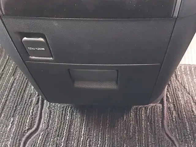 トヨタ アルファード S 東京都 2021(令3)年 1.1万km ブラック 純正ディスプレイオーディオ/（ナビ機能/USB接続/Bluetooth//バックカメラ/AC100V電源/Ｔｏｙｏｔａ　Ｓａｆｅｔｙ　Ｓｅｎｓｅ/・レーダークルーズコントロール/・レーンディパーチャーアシスト/・プリクラッシュセーフティ/・ロードサインアシスト/クリアランスソナー/両側電動スライド/ＬＥＤヘッドライト/ナノイー/ビルトインＥＴＣ/ドライブレコーダー/純正フロアマット/純正18インチAW/スマートキー/取扱説明書