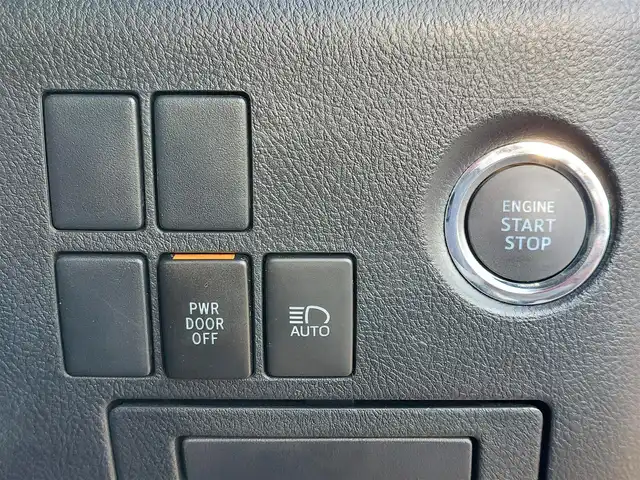 トヨタ アルファード S 東京都 2021(令3)年 1.1万km ブラック 純正ディスプレイオーディオ/（ナビ機能/USB接続/Bluetooth//バックカメラ/AC100V電源/Ｔｏｙｏｔａ　Ｓａｆｅｔｙ　Ｓｅｎｓｅ/・レーダークルーズコントロール/・レーンディパーチャーアシスト/・プリクラッシュセーフティ/・ロードサインアシスト/クリアランスソナー/両側電動スライド/ＬＥＤヘッドライト/ナノイー/ビルトインＥＴＣ/ドライブレコーダー/純正フロアマット/純正18インチAW/スマートキー/取扱説明書