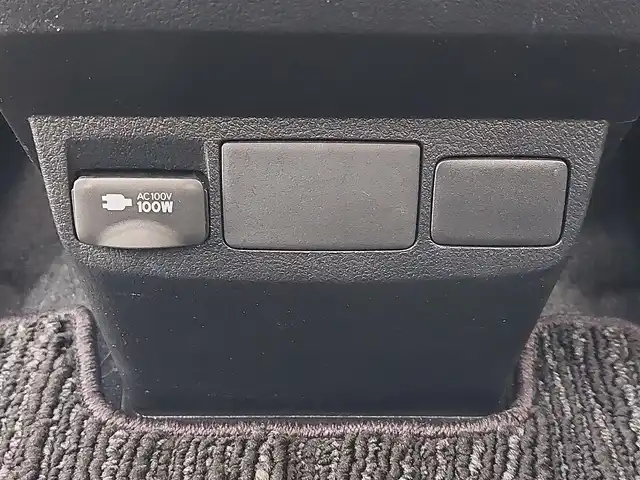 トヨタ アルファード S 東京都 2021(令3)年 1.1万km ブラック 純正ディスプレイオーディオ/（ナビ機能/USB接続/Bluetooth//バックカメラ/AC100V電源/Ｔｏｙｏｔａ　Ｓａｆｅｔｙ　Ｓｅｎｓｅ/・レーダークルーズコントロール/・レーンディパーチャーアシスト/・プリクラッシュセーフティ/・ロードサインアシスト/クリアランスソナー/両側電動スライド/ＬＥＤヘッドライト/ナノイー/ビルトインＥＴＣ/ドライブレコーダー/純正フロアマット/純正18インチAW/スマートキー/取扱説明書