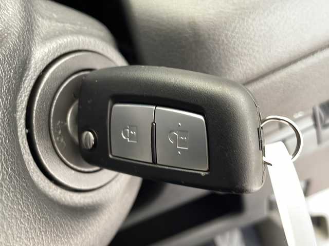 三菱 ｅＫワゴン M 愛知県 2023(令5)年 0.5万km コーラルピンクマイカ 衝突被害軽減ブレーキ/純正9インチディスプレイオーディオナビ（あり）/シートヒーター/ワンセグTV/Bluetooth/バックカメラ/コーナーセンサー/ステアリングスイッチ