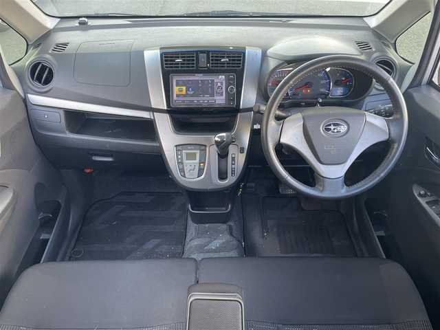 スバル ステラ カスタム R スマートアシスト 愛知県 2014(平26)年 8.6万km ブライトシルバーメタリック 【(株)IDOMが運営する【じしゃロン豊川店】の自社ローン対象車両になります。こちらは現金ご利用時の価格です。自社ローンご希望の方は別途その旨お申付け下さい。】/社外メモリナビ（AM/FM/CD/Bluetooth）/フルセグTV/ETC/オートライト/純正フロアマット/純正アルミホイール/ウィンカーミラー/ドアバイザー