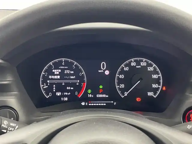 ホンダ ヴェゼル G 埼玉県 2021(令3)年 3.9万km プラチナホワイトパール 純正９インチディスプレイオーディオ　バックカメラ　ビルトインＥＴＣ２．０　前後ドライブレコーダー　ホンダセンシング　アダプティブクルーズコントロール　ワイヤレス充電　純正アルミホイール　オートライト