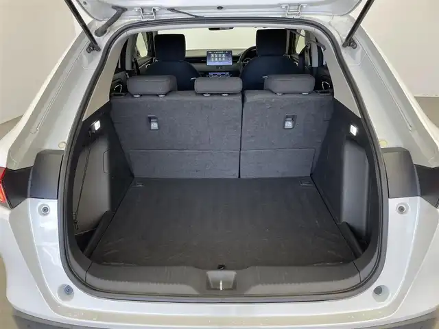 ホンダ ヴェゼル G 埼玉県 2021(令3)年 3.9万km プラチナホワイトパール 純正９インチディスプレイオーディオ　バックカメラ　ビルトインＥＴＣ２．０　前後ドライブレコーダー　ホンダセンシング　アダプティブクルーズコントロール　ワイヤレス充電　純正アルミホイール　オートライト