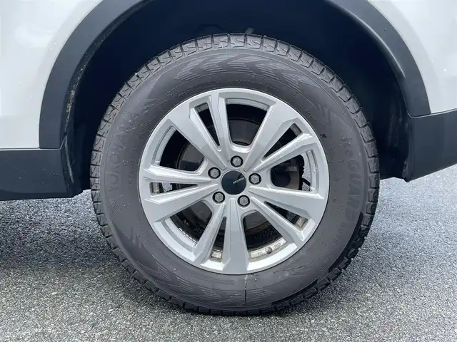 ランドローバー ランドローバー ディスカバリースポーツ ピュア 静岡県 2018(平30)年 9.6万km フジホワイト ４×４ｉ　/ドライバーアシスタンス（ＡＥＢ、車線逸脱警告）　/純正ナビ　/３６０℃カメラ　/ＭＥＲＩＤＩＡＮサウンドシステム　/パドルシフト　/ステアリングリモコン　/ウィンカーミラー　/前後ドラレコ　/社外１７インチAW/オートライト/2.0ETC/スペアキー/保証書/取説