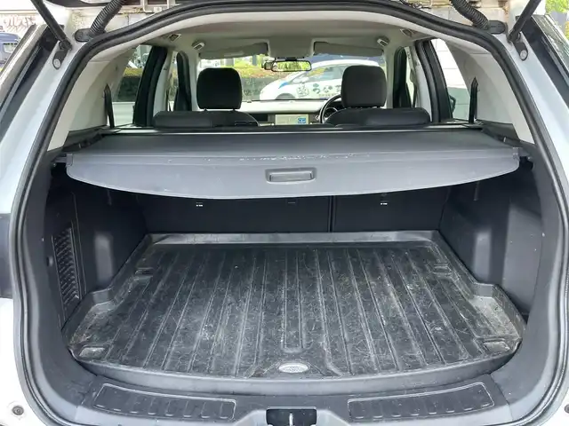 ランドローバー ランドローバー ディスカバリースポーツ ピュア 静岡県 2018(平30)年 9.6万km フジホワイト ４×４ｉ　/ドライバーアシスタンス（ＡＥＢ、車線逸脱警告）　/純正ナビ　/３６０℃カメラ　/ＭＥＲＩＤＩＡＮサウンドシステム　/パドルシフト　/ステアリングリモコン　/ウィンカーミラー　/前後ドラレコ　/社外１７インチAW/オートライト/2.0ETC/スペアキー/保証書/取説