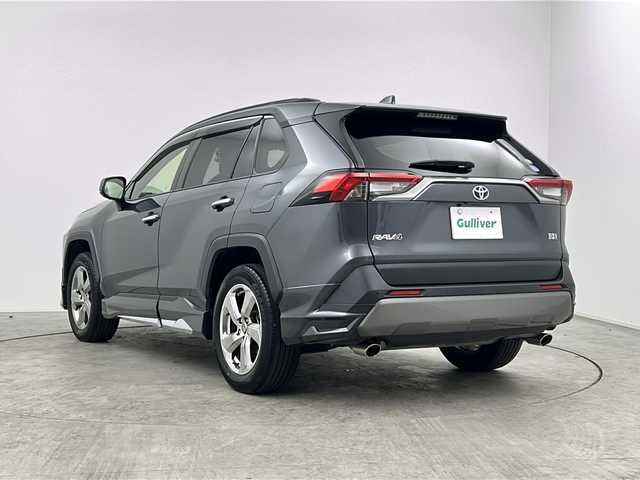 トヨタ ＲＡＶ４ ハイブリットG 三重県 2021(令3)年 7.7万km グレーメタリック 禁煙車/純正ディスプレイオーディオ/・フルセグ・Bluetooth・USB・MiraCast/パノラミックビューモニター/モデリスタフルエアロ/ブラインドスポットモニター/トヨタセーフティセンス/・プリクラッシュセーフティ/・オートマチックハイビーム/・レーントレーシングアシスト/・ロードサインアシスト/・レーダクルーズコントロール/パワーバックドア/ステアリングヒーター/ルーフレール/前席シートヒーター/運転席パワーシート（メモリ付き）/LEDヘッドライト（オート）/ビルトインETC/スペアタイヤ/電子パーキング/パーキングサポートブレーキ/置くだけ充電