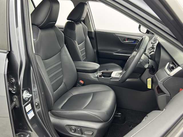 トヨタ ＲＡＶ４ ハイブリットG 三重県 2021(令3)年 7.7万km グレーメタリック 禁煙車/純正ディスプレイオーディオ/・フルセグ・Bluetooth・USB・MiraCast/パノラミックビューモニター/モデリスタフルエアロ/ブラインドスポットモニター/トヨタセーフティセンス/・プリクラッシュセーフティ/・オートマチックハイビーム/・レーントレーシングアシスト/・ロードサインアシスト/・レーダクルーズコントロール/パワーバックドア/ステアリングヒーター/ルーフレール/前席シートヒーター/運転席パワーシート（メモリ付き）/LEDヘッドライト（オート）/ビルトインETC/スペアタイヤ/電子パーキング/パーキングサポートブレーキ/置くだけ充電