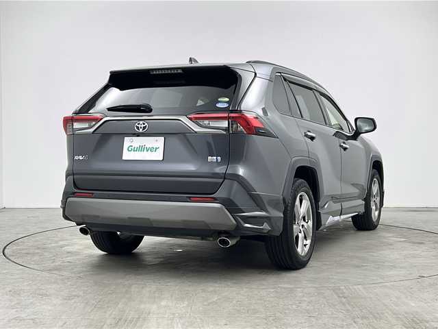 トヨタ ＲＡＶ４ ハイブリットG 三重県 2021(令3)年 7.7万km グレーメタリック 禁煙車/純正ディスプレイオーディオ/・フルセグ・Bluetooth・USB・MiraCast/パノラミックビューモニター/モデリスタフルエアロ/ブラインドスポットモニター/トヨタセーフティセンス/・プリクラッシュセーフティ/・オートマチックハイビーム/・レーントレーシングアシスト/・ロードサインアシスト/・レーダクルーズコントロール/パワーバックドア/ステアリングヒーター/ルーフレール/前席シートヒーター/運転席パワーシート（メモリ付き）/LEDヘッドライト（オート）/ビルトインETC/スペアタイヤ/電子パーキング/パーキングサポートブレーキ/置くだけ充電