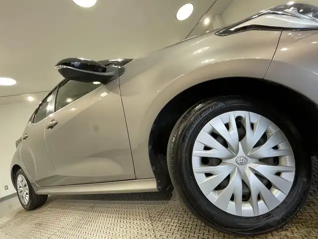 トヨタ ヤリス ハイブリッド Z 愛知県 2020(令2)年 8万km ブラック/アバンギャルドブロンズメタリック 純正８インチナビ/衝突軽減ブレーキ/レーダークルーズコントロール/コーナーセンサー/レーンキープアシスト/先行車発進告知/シートヒーター/前後ドライブレコーダー/ビルトインＥＴＣ/バックカメラ/アクセサリーソケット/USB入力端子/ISOFIX/オートハイビーム/ヘッドライトレベライザー