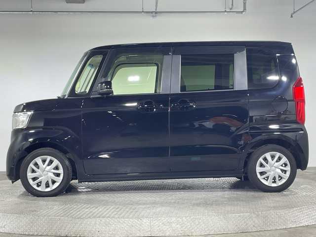 ホンダ Ｎ ＢＯＸ L 神奈川県 2021(令3)年 1.4万km クリスタルブラックパール 社外7型メモリーナビゲーション【MDV-D208】/CD DVD　SMARTUSEN　USB　SD　AUX/バックカメラ/片側電動スライドドア【サンシェード】/ホンダセンシング/CMBS衝突軽減ブレーキ/誤発進抑制機能/後側方抑制機能/アダブティブクルーズコントロール/先行車発進お知らせ/路外逸脱抑制機能/歩行者事故低減ステアリング/LKAS車線維持支援システム/オートハイビーム/リアソナー/ECON/前席シートヒーター/ステアリングスイッチ/前席シートバックテーブル/ビルトインETC/プッシュスタート/スマートキー/LEDヘッドライト/オートライト