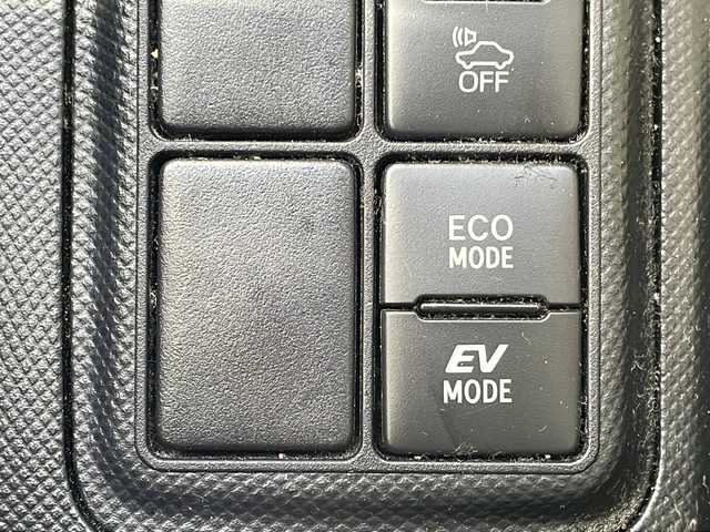 トヨタ アクア S スタイルブラック 京都府 2018(平30)年 6.7万km ライムホワイトパールクリスタルシャイン 純正メモリナビ　バックカメラ　トヨタセーフティセンス　プリクラッシュセーフティ　レーンキープアシスト　スマートキー　プッシュスタート　ＥＴＣ　禁煙車　オートエアコン　ドアバイザー　純正フロアマット