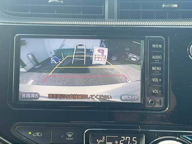 トヨタ アクア S スタイルブラック 京都府 2018(平30)年 6.7万km ライムホワイトパールクリスタルシャイン 純正メモリナビ　バックカメラ　トヨタセーフティセンス　プリクラッシュセーフティ　レーンキープアシスト　スマートキー　プッシュスタート　ＥＴＣ　禁煙車　オートエアコン　ドアバイザー　純正フロアマット