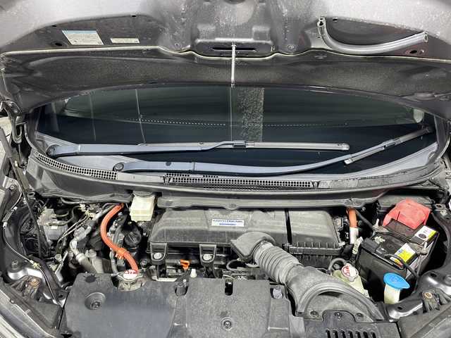 ホンダ ステップワゴン スパーダ ハイブリッド G ホンダセンシング 沖縄県 2019(平31)年 2.5万km モダンスティールM 禁煙車/両側パワースライド/純正７インチナビ/・ＣＤ／ＤＶＤ／Ｂｌｕｅｔｏｏｔｈ／フルセグＴＶ　/両側パワースライド/マルチビューカメラ/純正１６インチアルミ/ビルトインＥＴＣ/ドライブレコーダー前後/ホンダセンシング/●衝突軽減ブレーキ/●誤発進抑制機能/●歩行者事故低減ステアリング/●路外逸脱抑制機能/●アダプティブ・クルーズ・コントロール/●車線維持支援システム/●先行車発進お知らせ機能/●標識認識機能/保証書/取扱説明書