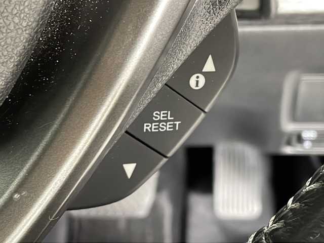 ホンダ ステップワゴン スパーダ ハイブリッド G ホンダセンシング 沖縄県 2019(平31)年 2.5万km モダンスティールM 禁煙車/両側パワースライド/純正７インチナビ/・ＣＤ／ＤＶＤ／Ｂｌｕｅｔｏｏｔｈ／フルセグＴＶ　/両側パワースライド/マルチビューカメラ/純正１６インチアルミ/ビルトインＥＴＣ/ドライブレコーダー前後/ホンダセンシング/●衝突軽減ブレーキ/●誤発進抑制機能/●歩行者事故低減ステアリング/●路外逸脱抑制機能/●アダプティブ・クルーズ・コントロール/●車線維持支援システム/●先行車発進お知らせ機能/●標識認識機能/保証書/取扱説明書