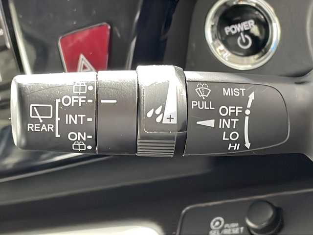 ホンダ ステップワゴン スパーダ ハイブリッド G ホンダセンシング 沖縄県 2019(平31)年 2.5万km モダンスティールM 禁煙車/両側パワースライド/純正７インチナビ/・ＣＤ／ＤＶＤ／Ｂｌｕｅｔｏｏｔｈ／フルセグＴＶ　/両側パワースライド/マルチビューカメラ/純正１６インチアルミ/ビルトインＥＴＣ/ドライブレコーダー前後/ホンダセンシング/●衝突軽減ブレーキ/●誤発進抑制機能/●歩行者事故低減ステアリング/●路外逸脱抑制機能/●アダプティブ・クルーズ・コントロール/●車線維持支援システム/●先行車発進お知らせ機能/●標識認識機能/保証書/取扱説明書