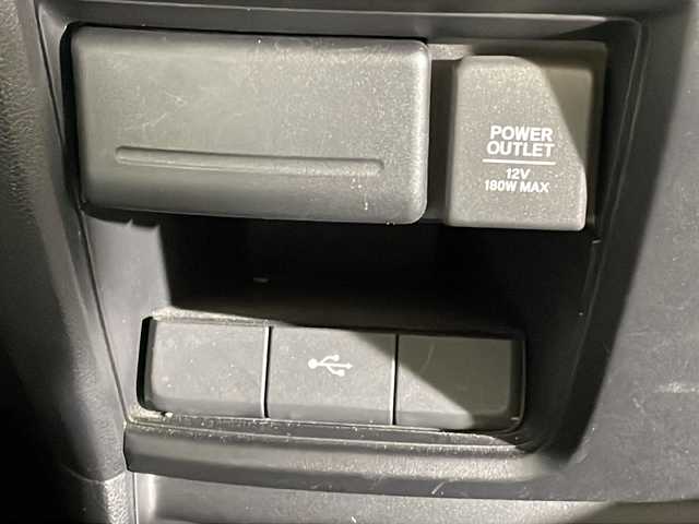 ホンダ ステップワゴン スパーダ ハイブリッド G ホンダセンシング 沖縄県 2019(平31)年 2.5万km モダンスティールM 禁煙車/両側パワースライド/純正７インチナビ/・ＣＤ／ＤＶＤ／Ｂｌｕｅｔｏｏｔｈ／フルセグＴＶ　/両側パワースライド/マルチビューカメラ/純正１６インチアルミ/ビルトインＥＴＣ/ドライブレコーダー前後/ホンダセンシング/●衝突軽減ブレーキ/●誤発進抑制機能/●歩行者事故低減ステアリング/●路外逸脱抑制機能/●アダプティブ・クルーズ・コントロール/●車線維持支援システム/●先行車発進お知らせ機能/●標識認識機能/保証書/取扱説明書