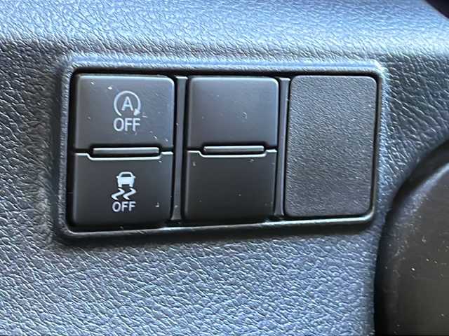 トヨタ シエンタ ファンベースX 長野県 2020(令2)年 3万km シルバーM トヨタセーフティセンス/社外ディスプレイオーディオ/DVD/CD/USB/Bluetooth/左側パワースライドドア/ドライブレコーダー/前後コーナーセンサー/レーンキープアシスト/プッシュスタート/スマートキー