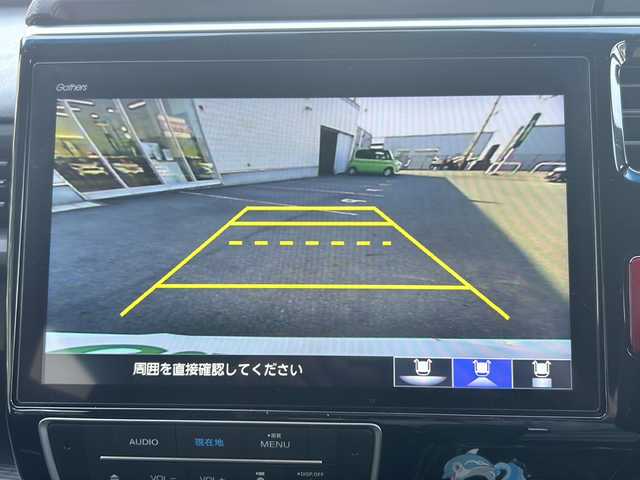 ホンダ ステップワゴン スパーダ クルスピセンシング 鳥取県 2022(令4)年 5.9万km プラチナホワイトパール ナビ装着用スペシャルパッケージ/　＋ETC2.0車載器(ナビ連動)/Honda SENSING/CD/DVD、AM/FM、USB、BT、iPod/1列目シート用i-サイドエアバッグシステム/　＋サイドカーテンエアバッグシステム(1-3列目シート対応)/トリプルゾーンコントロール・フルオートエアコンディショナー/17インチアルミホイール/専用インテリア/スポーツペダル/FABTECT(撥水撥油シート)/運転席＆助手席シートヒーター/バックカメラ/アイドリングストップ/クルーズコントロール/プッシュスタート/両側パワースライドドア