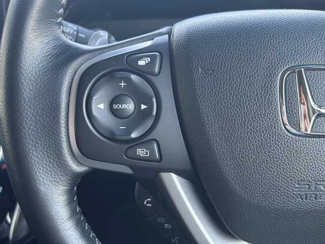 ホンダ ステップワゴン スパーダ クルスピセンシング 鳥取県 2022(令4)年 5.9万km プラチナホワイトパール ナビ装着用スペシャルパッケージ/　＋ETC2.0車載器(ナビ連動)/Honda SENSING/CD/DVD、AM/FM、USB、BT、iPod/1列目シート用i-サイドエアバッグシステム/　＋サイドカーテンエアバッグシステム(1-3列目シート対応)/トリプルゾーンコントロール・フルオートエアコンディショナー/17インチアルミホイール/専用インテリア/スポーツペダル/FABTECT(撥水撥油シート)/運転席＆助手席シートヒーター/バックカメラ/アイドリングストップ/クルーズコントロール/プッシュスタート/両側パワースライドドア