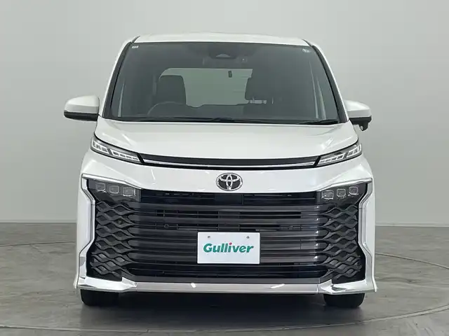 トヨタ ヴォクシー S－Z 群馬県 2024(令6)年 1.5万km ホワイトパールクリスタルシャイン 快適利便パッケージ　純正10.5型ナビ　バックカメラ　アダプティブクルーズコントロール　両側電動スライドドア　電動リアゲート　純正ビルトインETC2.0 オットマン　デジタルミラー一体型ドラレコ　禁煙