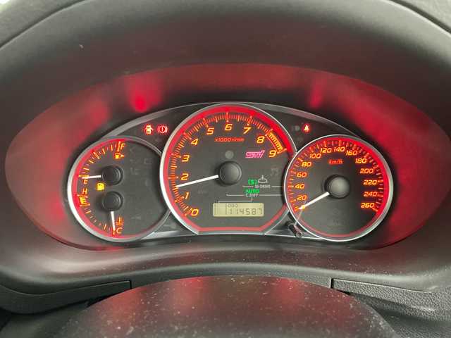 スバル インプレッサ ＷＲＸ STi 道央・札幌 2010(平22)年 11.5万km オブシディアンブラックパール ・４ＷＤ/・社外ナビ＆ＴＶ＆ＤＶＤ＆ＣＤ/・ＳＩ－ＤＲＩＶＥ/・Ｃ－ＤＩＦＦ/・ＳＴＩ１８インチアルミ/・追加補器メーター（ブースト計他）/・社外ＥＴＣ/・ハーフレザーシート/・キセノンヘッドライト/・横滑り防止装置