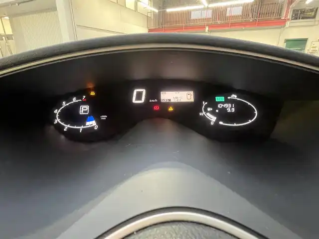 日産 セレナ ハイウェイスター Sハイブリッド 千葉県 2013(平25)年 10.5万km エターナルスノーホワイト 社外ナビ(AM/FM/CD/DVD/BT/フルセグ)/社外10.2インチフリップダウンモニター(PCX-R3300)/両側パワースライドドア/バックカメラ/ETC/オートライト/バイザー/純正マット/取説・保証書