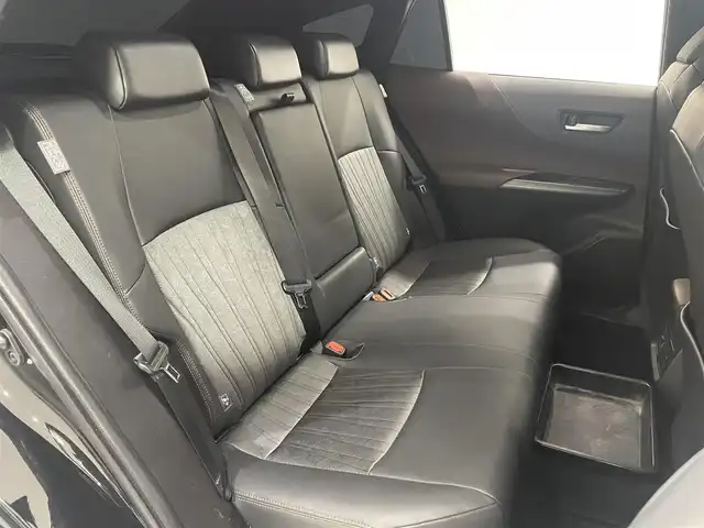 トヨタ ハリアー Z 宮城県 2021(令3)年 5.9万km ブラック 4WD/ヒッチメンバー/JBL/トヨタセーフティーセンス/・レーントレーシングアシスト/・プリクラッシュセーフティ/・クリアランスソナー/・RCTA/・ブラインドスポットモニター/・横滑り防止装置/・車線逸脱警報装置/純正ナビ/・フルセグTV/・Bluetooth/・2.0ETC/・バックカメラ/・ドライブレコーダー/・置くだけ充電/デジタルインナーミラー/電子パーキング/・オートブレーキホールド/ヘッドアップディスプレイ/革巻きステアリング/・ステアリングスイッチ/パワーシート（運転席）/プッシュスタート/・スマートキー/LEDヘッドライト/・オートライト/・オートハイビーム/ドアバイザー/純正アルミホイール19インチ/純正フロアマット