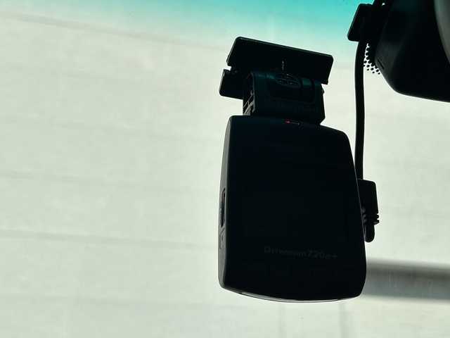 トヨタ セルシオ C インテリアセレクション 千葉県 2001(平13)年 7.2万km ブラック サンルーフ　黒革シート　ナビ　バックカメラ　ＥＴＣ　エアシート　全席シートヒーター　全席電動シート　ドラレコ　電動リアサンシェード ウッドコンビハンドル　ＨＩＤ　オートライト　純正１６インチＡＷ