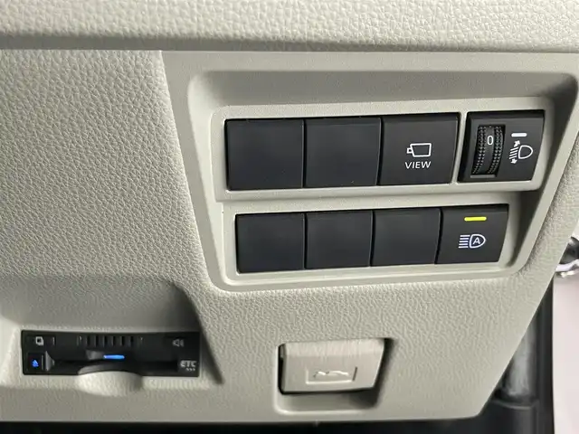 トヨタ ヤリス ハイブリッド Z 愛知県 2020(令2)年 3.1万km アイスピンクメタリック 純正ＤＡ　全方位カメラ　ＢＳＭ　禁煙車　フルセグ　追従クルコン　セーフティセンス　シートヒーター　ＥＴＣ　ドラレコ　ＬＥＤオートライト　コーナーセンサー　ＵＳＢ　純正マット　衝突軽減　オートハイビーム　車線逸脱　パノラミックビューモニター　プッシュスタート　スマートキー