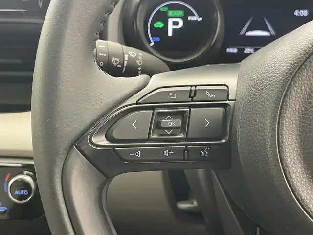 トヨタ ヤリス ハイブリッド Z 愛知県 2020(令2)年 3.1万km アイスピンクメタリック 純正ＤＡ　全方位カメラ　ＢＳＭ　禁煙車　フルセグ　追従クルコン　セーフティセンス　シートヒーター　ＥＴＣ　ドラレコ　ＬＥＤオートライト　コーナーセンサー　ＵＳＢ　純正マット　衝突軽減　オートハイビーム　車線逸脱　パノラミックビューモニター　プッシュスタート　スマートキー