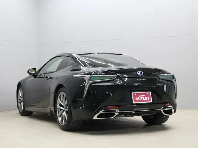 レクサス ＬＣ 500h Lパッケージ 三重県 2020(令2)年 1.6万km グラファイトブラックガラスフレーク セーフティシステムプラス/・プリクラッシュセーフティシステム/・レーンキーピングアシスト/・オートマチックハイビーム/・レーダークルーズコントロール/アクティブコーナリングアシスト/ガラスパノラマルーフ/純正SDナビ/・10.3インチワイドディスプレイ/・地デジTV/・Bru-ray/DVD/CD/microSD/・USB/AUX端子/・プレミアムサウンドシステム/バックカメラ/クリアランスソナー /ブラックセミアニリン革シート/・前席シートヒーター /・前席パワーシート/ステアリングヒーター/OPカラーヘッドアップディスプレイ/TFT液晶メーター/8インチカラーマルチインフォメーションディスプレイ/ビルトインETC2.0/純正20インチ10本スポークダークプレミアムメタリック塗装アルミホイール/グレーメタリック加飾付フルLEDヘッドランプ/・オートライト/LEDクリアランスランプ/プッシュエンジンスタート/スマートキー×2/カードキー×1/新車時保証書/取扱説明書