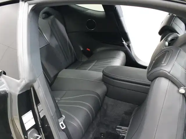 レクサス ＬＣ 500h Lパッケージ 三重県 2020(令2)年 1.6万km グラファイトブラックガラスフレーク セーフティシステムプラス/・プリクラッシュセーフティシステム/・レーンキーピングアシスト/・オートマチックハイビーム/・レーダークルーズコントロール/アクティブコーナリングアシスト/ガラスパノラマルーフ/純正SDナビ/・10.3インチワイドディスプレイ/・地デジTV/・Bru-ray/DVD/CD/microSD/・USB/AUX端子/・プレミアムサウンドシステム/バックカメラ/クリアランスソナー /ブラックセミアニリン革シート/・前席シートヒーター /・前席パワーシート/ステアリングヒーター/OPカラーヘッドアップディスプレイ/TFT液晶メーター/8インチカラーマルチインフォメーションディスプレイ/ビルトインETC2.0/純正20インチ10本スポークダークプレミアムメタリック塗装アルミホイール/グレーメタリック加飾付フルLEDヘッドランプ/・オートライト/LEDクリアランスランプ/プッシュエンジンスタート/スマートキー×2/カードキー×1/新車時保証書/取扱説明書