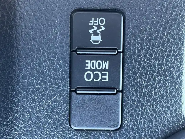 トヨタ ヴォクシー ZS 煌Ⅲ 道東・釧路十勝 2021(令3)年 5万km ホワイトパールクリスタルシャイン 4WD/寒冷地仕様/アルパイン11型ナビ/(AM FM BT CD DVD フルセグTV)/両側パワースライドドア/衝突軽減ブレーキ/クルーズコントロール/クリアランスソナー/バックカメラ/冬タイヤ積込/オートハイビーム/LEDヘッドライト/オートライト/フォグランプ/プッシュスタート/スマートキー