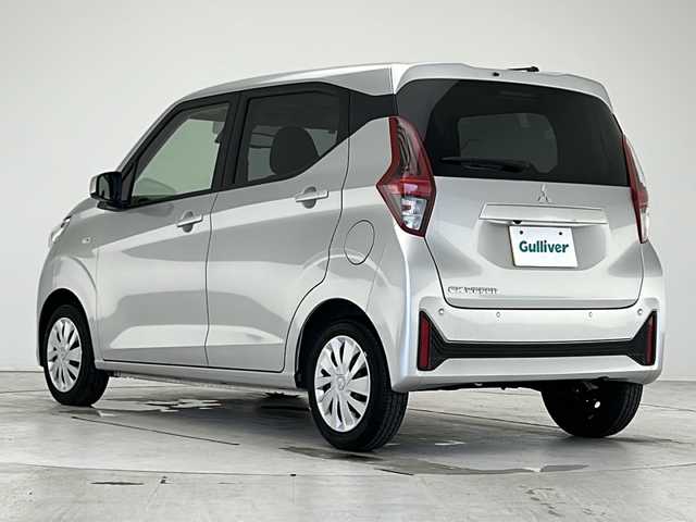 三菱 ｅＫワゴン M 愛知県 2024(令6)年 0.3万km スターリングシルバーM 衝突被害軽減ブレーキ/純正９インチSDナビ（あり）/シートヒーター/フルセグTV/Bluetooth/バックカメラ/コーナーセンサー/オートマチックハイビーム/ステアリングスイッチ