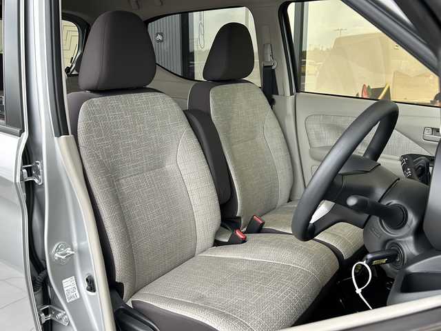 三菱 ｅＫワゴン M 愛知県 2024(令6)年 0.3万km スターリングシルバーM 衝突被害軽減ブレーキ/純正９インチSDナビ（あり）/シートヒーター/フルセグTV/Bluetooth/バックカメラ/コーナーセンサー/オートマチックハイビーム/ステアリングスイッチ