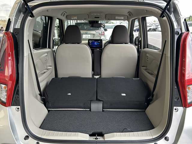 三菱 ｅＫワゴン M 愛知県 2024(令6)年 0.3万km スターリングシルバーM 衝突被害軽減ブレーキ/純正９インチSDナビ（あり）/シートヒーター/フルセグTV/Bluetooth/バックカメラ/コーナーセンサー/オートマチックハイビーム/ステアリングスイッチ