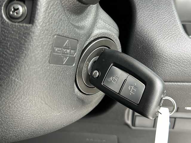 三菱 ｅＫワゴン M 愛知県 2024(令6)年 0.3万km スターリングシルバーM 衝突被害軽減ブレーキ/純正９インチSDナビ（あり）/シートヒーター/フルセグTV/Bluetooth/バックカメラ/コーナーセンサー/オートマチックハイビーム/ステアリングスイッチ