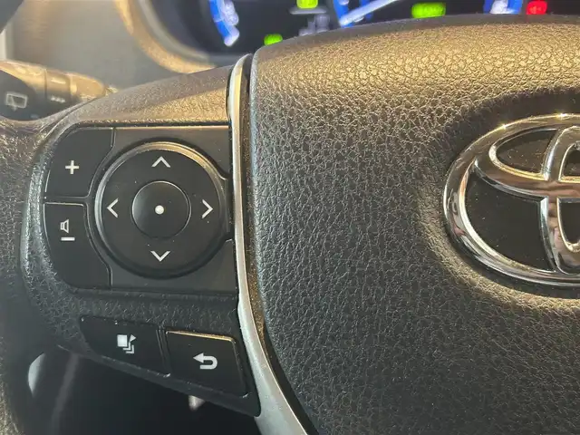 トヨタ ノア ハイブリッド X 高知県 2014(平26)年 10.1万km ホワイトパールクリスタルシャイン 純正SDナビ/【CD/DVD/BT/フルセグTV】/バックカメラ/横滑り防止/両側パワースライドドア/パワーバックドア/ビルトインETC/ドライブレコーダー/オートライト/純正LEDライト/スマートキー/プッシュスタート/モデリスタエアロ/純正アルミホイール 15インチ/純正フロアマット/リアプライバシーガラス/スペアキー×1【スマートキー】/新車時整備手帳（保証書)/取扱説明書/記録簿有