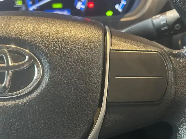 トヨタ ノア ハイブリッド X 高知県 2014(平26)年 10.1万km ホワイトパールクリスタルシャイン 純正SDナビ/【CD/DVD/BT/フルセグTV】/バックカメラ/横滑り防止/両側パワースライドドア/パワーバックドア/ビルトインETC/ドライブレコーダー/オートライト/純正LEDライト/スマートキー/プッシュスタート/モデリスタエアロ/純正アルミホイール 15インチ/純正フロアマット/リアプライバシーガラス/スペアキー×1【スマートキー】/新車時整備手帳（保証書)/取扱説明書/記録簿有