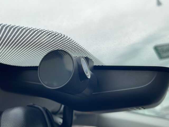 トヨタ ヤリスクロス G 長野県 2020(令2)年 2.1万km ブラックマイカ 禁煙車/純正8インチディスプレイオーディオ/（ナビ機能付/フルセグTV/Bluetooth）/セーフティセンス/・プリクラッシュセーフティ/・レーントレーシングアシスト/・レーダークルーズコントロール/・オートマチックハイビーム/・ロードサインアシスト/・先行車発進告知機能/・インテリジェントクリアランスソナー/・ブラインドスポットモニター/パノラミックビューモニター/ビルトインETC2.0/ハンズフリーパワーバックドア/前後ドライブレコーダー機能付デジタルインナーミラー/革巻きステアリング/ステアリングスイッチ/電動パーキングブレーキ/ブレーキホールド/レザー調シートカバー/LEDヘッドライト/オートライト/スマートキー/Pスタート/電動格納ミラー/社外16インチAW/純正フロアマット/ロッソモデロマフラー