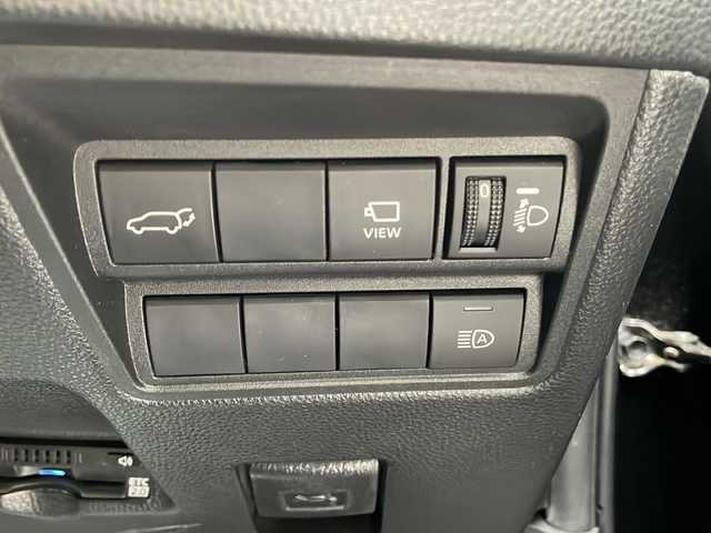 トヨタ ヤリスクロス G 長野県 2020(令2)年 2.1万km ブラックマイカ 禁煙車/純正8インチディスプレイオーディオ/（ナビ機能付/フルセグTV/Bluetooth）/セーフティセンス/・プリクラッシュセーフティ/・レーントレーシングアシスト/・レーダークルーズコントロール/・オートマチックハイビーム/・ロードサインアシスト/・先行車発進告知機能/・インテリジェントクリアランスソナー/・ブラインドスポットモニター/パノラミックビューモニター/ビルトインETC2.0/ハンズフリーパワーバックドア/前後ドライブレコーダー機能付デジタルインナーミラー/革巻きステアリング/ステアリングスイッチ/電動パーキングブレーキ/ブレーキホールド/レザー調シートカバー/LEDヘッドライト/オートライト/スマートキー/Pスタート/電動格納ミラー/社外16インチAW/純正フロアマット/ロッソモデロマフラー